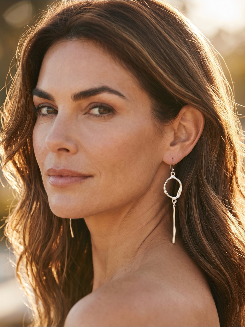 🏷️‼️5/$25🏷️‼️🩶DAISY FUENTES🩶Silver-Tone Organic Oval Bar Drop Earrings/NIP